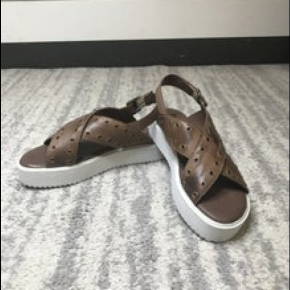 Roan Leather Crisscross Leather Strap Sandals